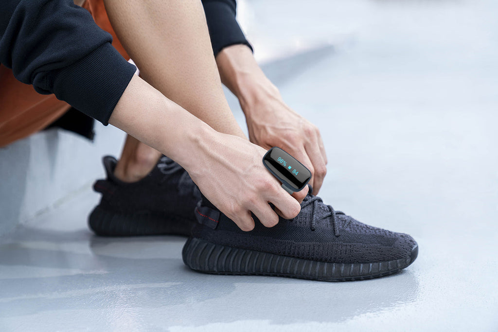 How Portable Oxygen Monitors Can Improve the Respiratory Health of Older Adults