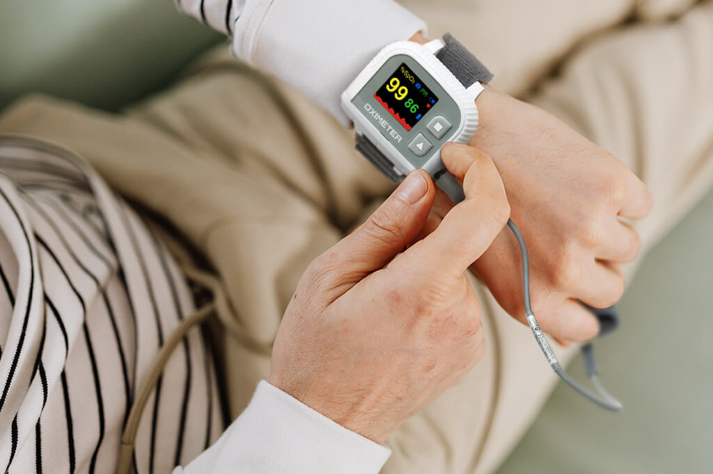 The importance of a pulse oximeter while having COVID-19